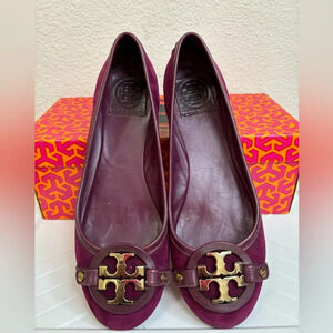 Tory Burch Aaden Flats in Red Wine